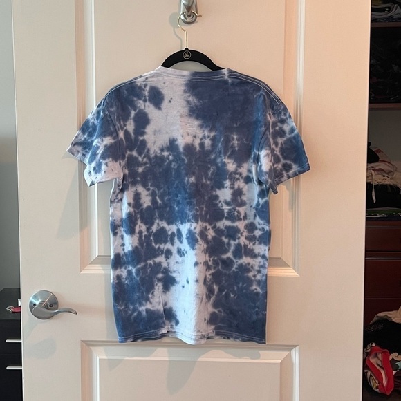 Selena Queen of Cumbia Crew Neck Tie Dye Tee - Picture 5 of 10